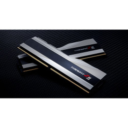 Модуль пам'яті DDR5 32GB (2x16GB) 6400 Trident Z5 RGB G.Skill (F5-6400J3239G16GX2-TZ5R фото 2