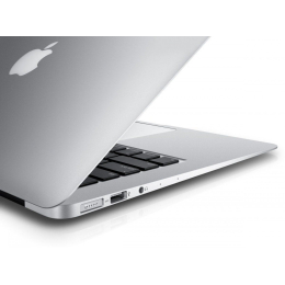 Ноутбук Apple MacBook Air A1466 (i5-4260U/4/256SSD) - Class A фото 2